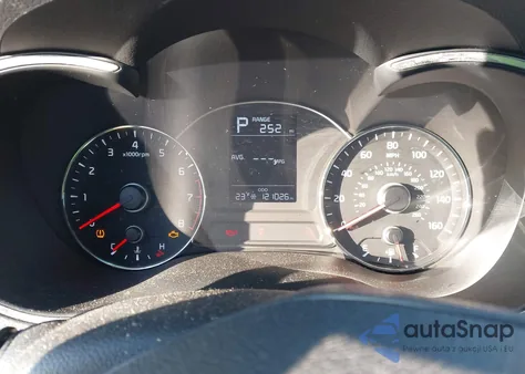 2018 Kia Forte Lx z USA, uszkodzony, nr VIN 3KPFK4A78JE169912